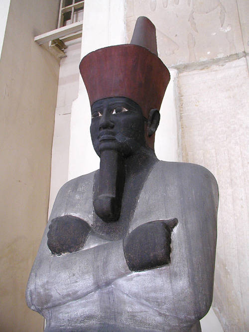 Mentuhotep II Black statue - mrimhotep.org