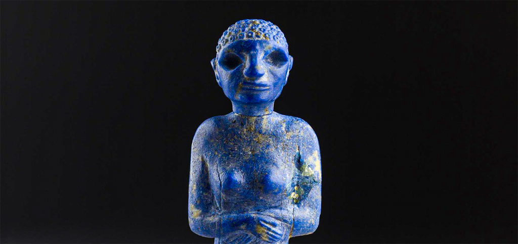 Naqada II lapis lazuli female figure pre dynastic pre-dynastic Nagada